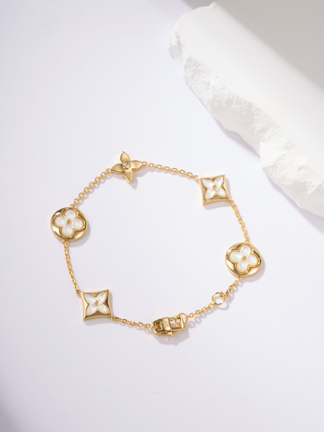 Van Cleef & Arpels Gold Flower Bracelet
